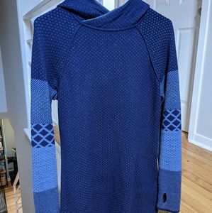 LIKE NEW Title Nine Mover-Maker Tunic Sweater